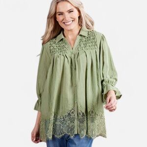 Cracker Barrel Kaktus Lace and Smock Button Front Green Top NWT Size M & XXL